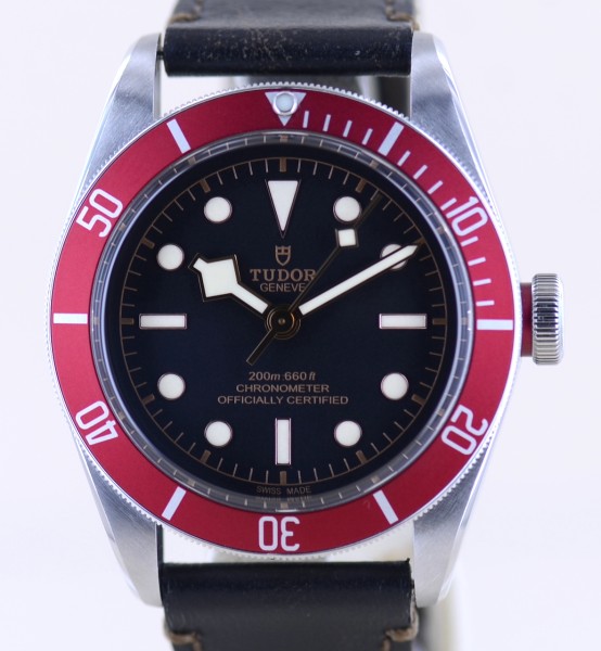 Black Bay Top Heritage Red Cool 2022 No-Date B+P Diver Manufakturwerk